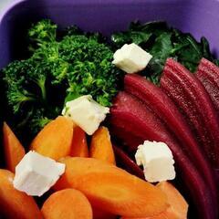 採れたて泥＆葉っぱ付きビーツの画像