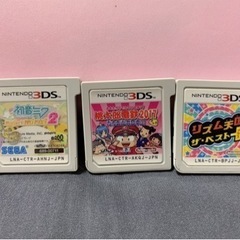 [4/4 13時まで限定]早い者勝ち✨美品✨　3DS/LLピンク×ホワイト➕ソフト15作品セットの画像