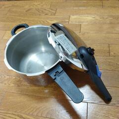 パール金属　圧力鍋の画像