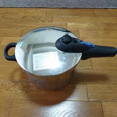 パール金属　圧力鍋の画像