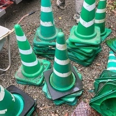 カラーコーンウエイトつき