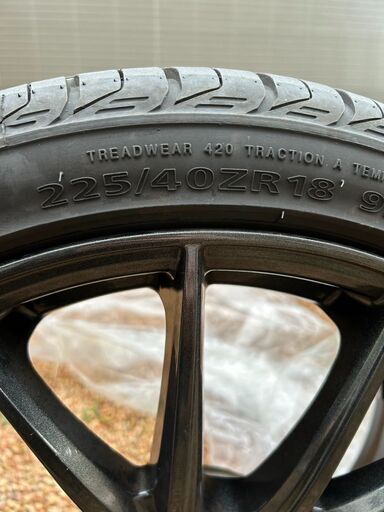 ホイールタイヤ4本セット225/40/R18