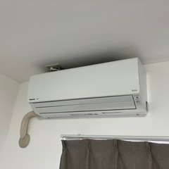 パナソニックエアコン　CS-220DJT-W
