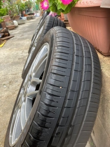 ?おすすめ綺麗です✨車のパーツ タイヤ、ホイール　値下げしました‼️