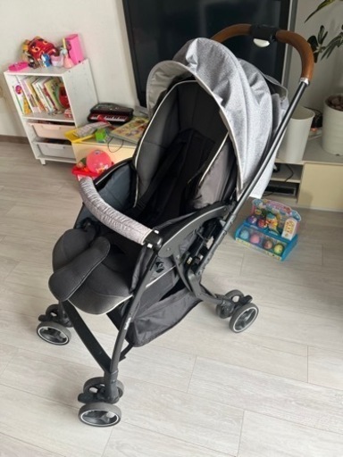 アップリカ　AB型ベビーカー【4/11まで】