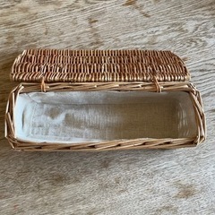 ラタン  籐の小物入れの画像