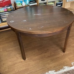 家具 テーブル 円形の画像