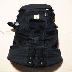 ERGOBABY ネイビー＆ブラック ふたつ 試着可の画像