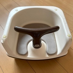 Richell テーブルチェアの画像