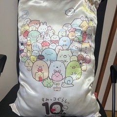 ぬいぐるみ４個 おまけクッションの画像