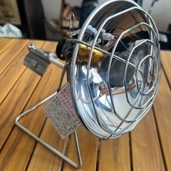 アウトドア　ガス缶ヒーターの画像