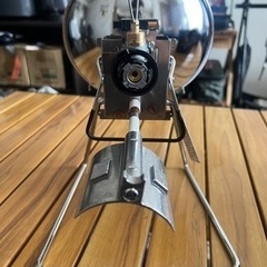 アウトドア　ガス缶ヒーターの画像