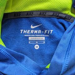 ナイキNIKEパーカー140cmくらいの画像