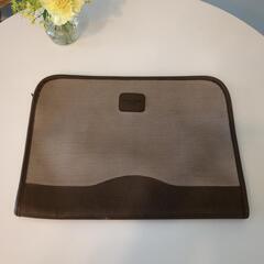 pierre cardan ドキュメントケース