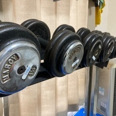 トレーニング、ダンベル、筋トレの画像