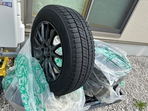 トヨタ ライズ スタッドレスタイヤ