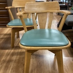 回転椅子2脚セット　￥4600【町田市再生家具】240028