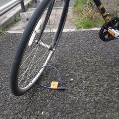 リサイクルショップどりーむ天保山店　No1089　自転車　クロスバイク　ギア不動(´;ω;｀)　２８インチの画像