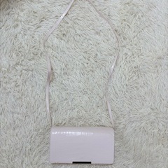 【取引中】H&M レディースバッグ パーティーバッグ きれいめ 白 ホワイトクロコダイルの画像