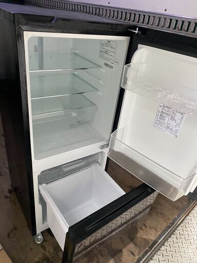 北九州市内配送無料店　2020年式ガラス冷蔵庫 ブラウン HR-G13B-BR [2ドア /右開きタイプ /134L]