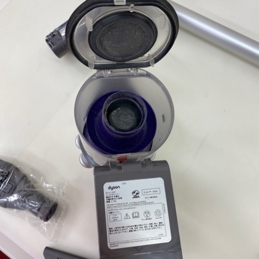 中古ダイソンコードレスクリーナーv6