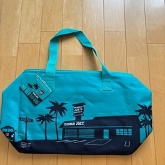 TRADER JOE'S LARGE INSULATED BAG...