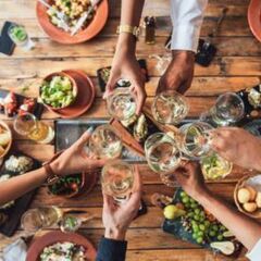 2024年4月13日（土）13:00〜15:00【既婚者限定・今、一番人が集まる飲み会】【40代・50代中心】初or一人参加女性集合！ - 新宿区