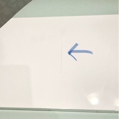 【最終値下げ】おしゃれでモダンなダイニングテーブル（伸長式）の画像