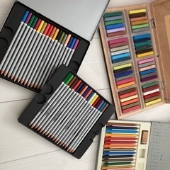 色鉛筆　クーピー　パステル