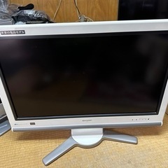 シャープ 32V型 液晶 テレビ AQUOS LC-32D10-B ハイビジョン 2007年モデルの画像