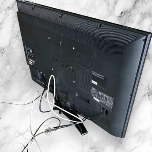 2010年製 REGZA TOHIBA 東芝　液晶カラーテレビ 37HE1リモコン、説明書付き