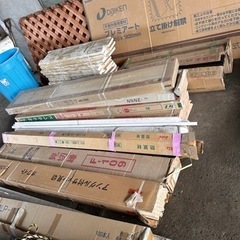 建築資材、フローリング、サッシ見切り