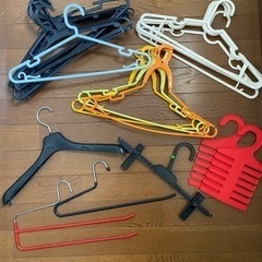 生活雑貨 洗濯用品 ハンガー　84本の画像
