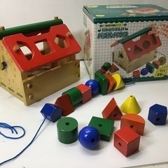 引渡済
森あそび道具シリーズ　2才から  ニワトリさんのパズルハウス