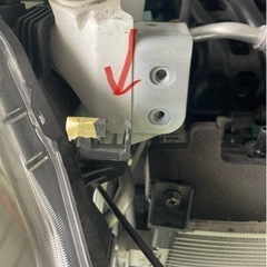 GC27セレナヘッドランプの画像