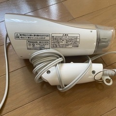 ドライヤーの画像