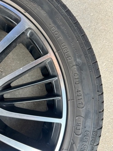 商談中　車のパーツ タイヤ、ホイール