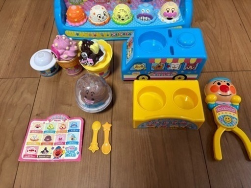 アンパンマン玩具３点①パン工場  ②  のっけてポン! クレープもいかが③炊飯器セット