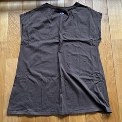 champion ブラウン ノースリーブ Ｍサイズの画像