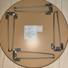 【お値下げ・超美品】折りたたみ丸テーブルの画像