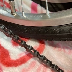 自転車(補助輪もあります！)※引っ越しのため4/7までに連絡あれば5000円引き！