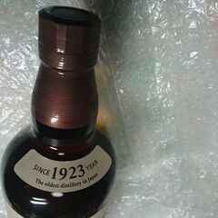 ②新品　未開封　-THE YAMAZAKI SINGLE MALT WHISKY-　サントリー シングルモルト ウイスキー 山崎NV 700ml 　箱無し 他の酒と交換も可能→（アードベッグ10年700ml－2本 　又は 　ラフロイグ 10年700ml－2本）の画像