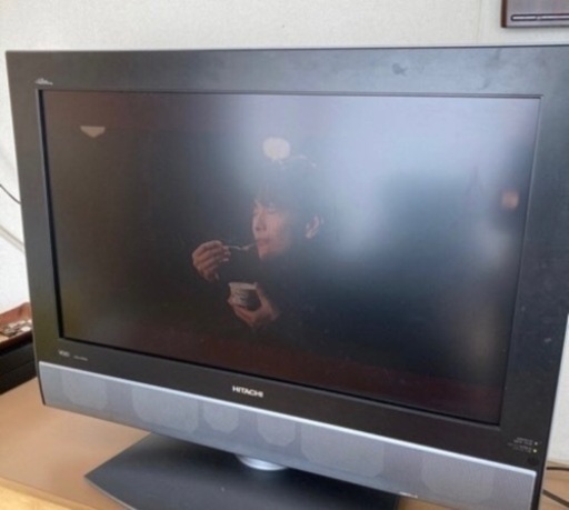 テレビ　32型
