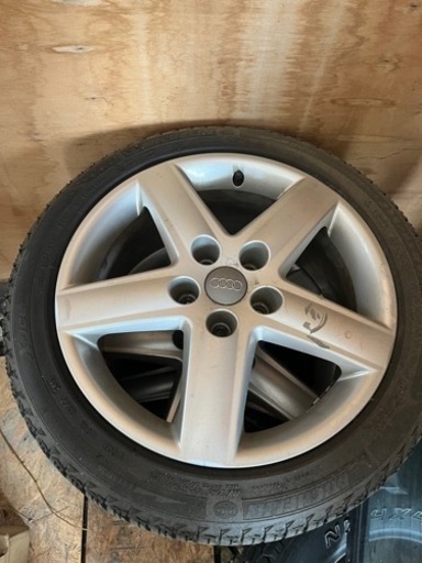 アウディ　A4 純正17インチ　スタッドレス