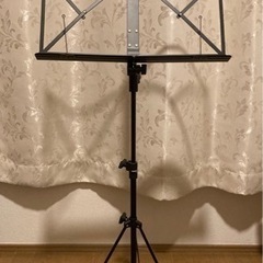 Hamilton スチール製折りたたみ譜面台（収納袋付き）の画像