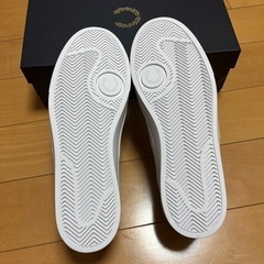 FredPerryのスニーカーサイズ違いの為、お売りします。の画像