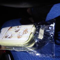 モフサンド mofsand  キーケース（ハチさんの被り物）の画像