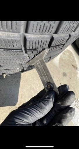 車のパーツ タイヤ、ホイール