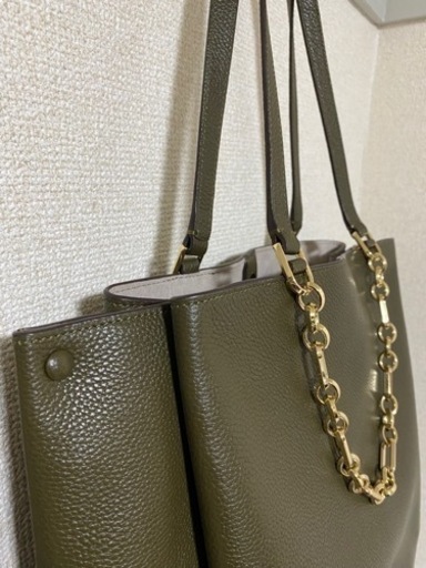 新品☆値下げ☆定価6万↑。ケイトスペード kate spade カバー付き バッグ