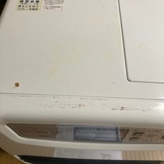 石油ファンヒーター、灯油ポンプ、ポリタンク18Lの画像